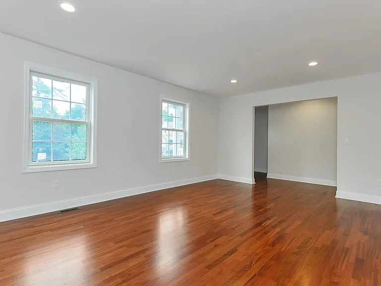 LIVING ROOM - view towards ENTRY FOYER