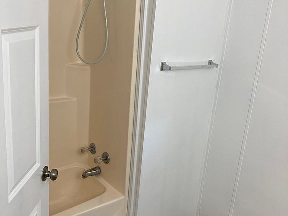 5th image of 2600 W Michigan Ave #97B