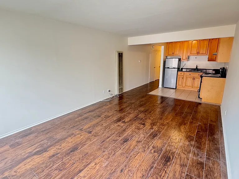 420 20th Ave #3 — Photo 1