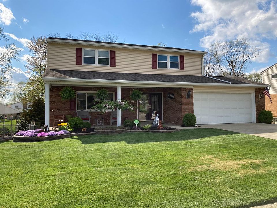 1st image of 759 Heavenly Ln