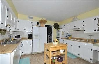 2nd image of 6600 W 101st Ter