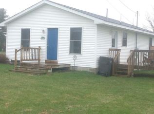 9557 Old M 72, Williamsburg, MI 49690