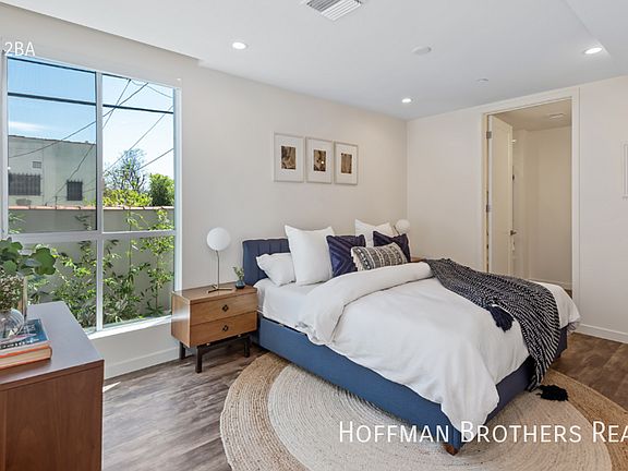 3rd image of 714 N Sweetzer Ave #101A