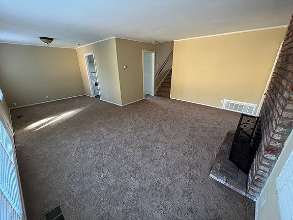 4th image of 2691 Massachusetts Ave