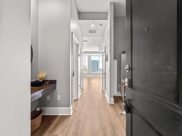 400 W North St APT 1632, Raleigh, NC 27603