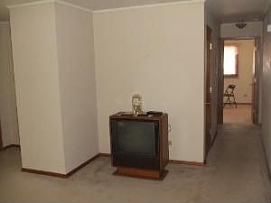 3rd image of 921 Sunnyside Ave