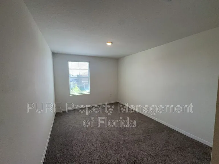 8702 SW 46th Ave — Photo 51