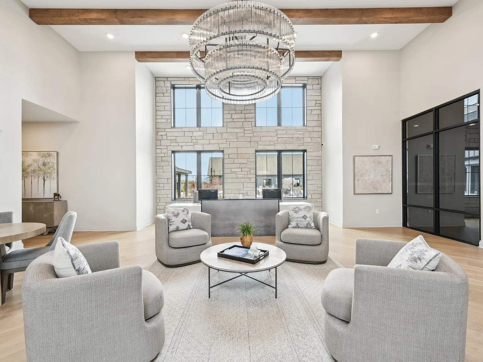 The Garrison Luxury Apartments — Photo 2