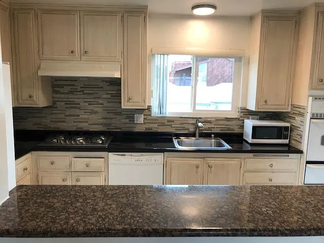 4130 Duquesne Ave #4 — Photo 3