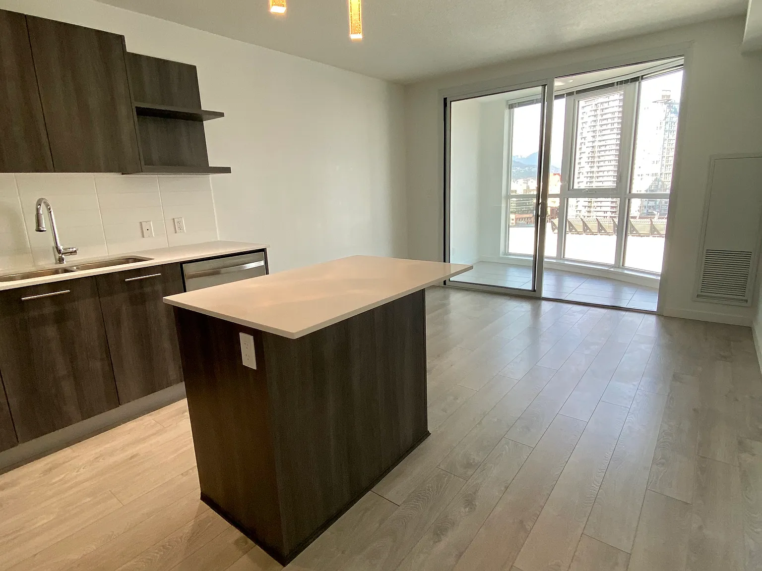 685 Pacific Blvd — Photo 2
