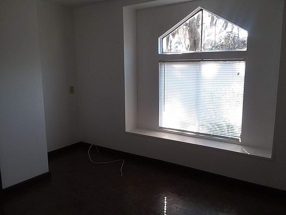 3rd image of 6351 W Meadow St