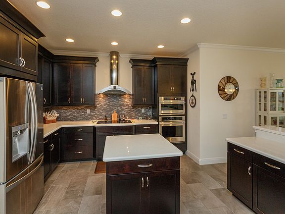 3rd image of 17400 Bella Nova Dr