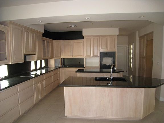 5th image of 5277 W Arrowhead Lakes Dr
