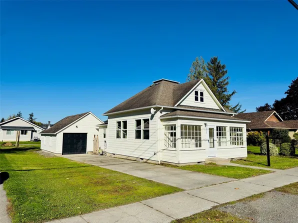 222 Front Street, Sumas, WA 98295