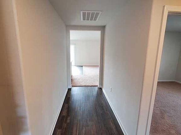 5th image of 257 Caffee Dr