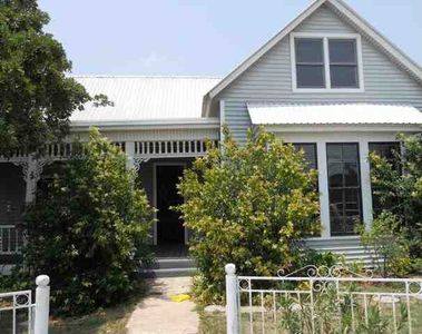 200 E Johnson St, Burnet, TX, 78611