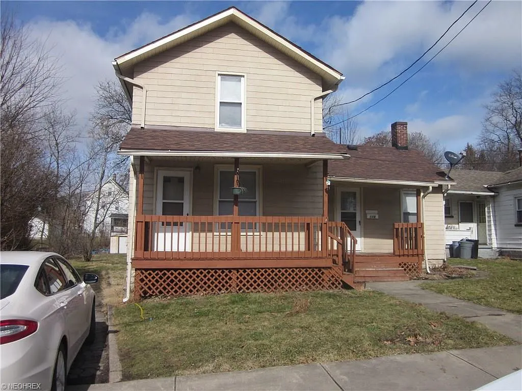 116 Hazel St photo 1