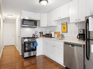 35 Melbourne St APT 1, Dorchester Center, MA 02124