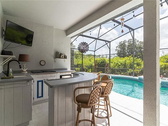 3rd image of 2270 Stone Cross Cir