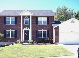 2545 Castle Pines Dr, Imperial, MO 63052