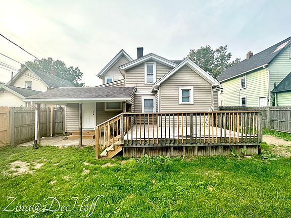 3rd image of 861 Wellman Ave SE