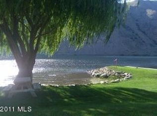 4 Moser Ln, Orondo, WA 98843