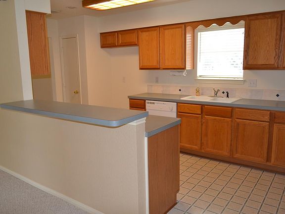 5th image of 10341 Habersang Ln