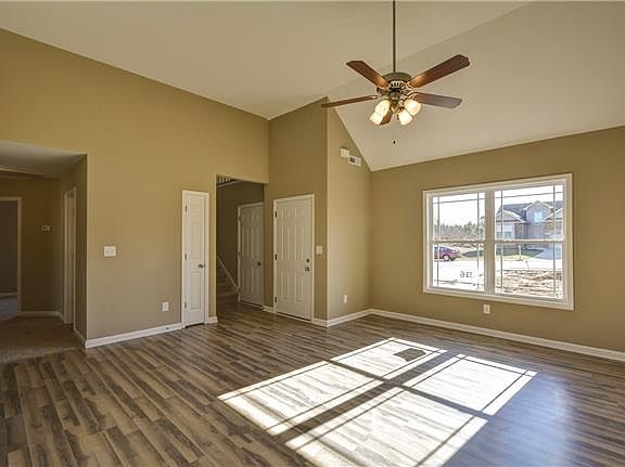 3rd image of 516 Ridgeland Ests Lot 516