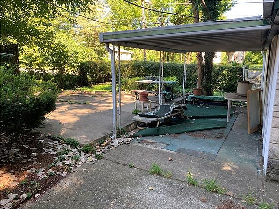 2nd image of 842 Burdsal Pkwy