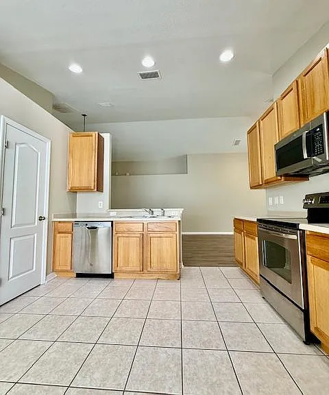 4035 Langdrum Dr — Photo 5