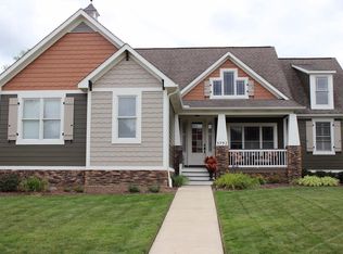 5792 Woodfield Pkwy, Grand Blanc, MI 48439