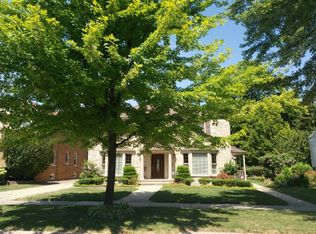 1766 Grove St, Glenview, IL 60025