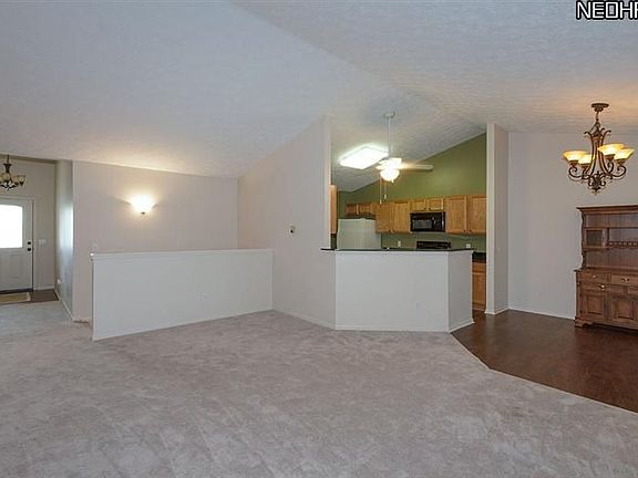 5th image of 3483 Beaumont Dr