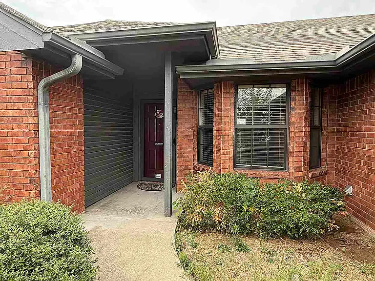 6816 SW Drakestone Blvd — Photo 16