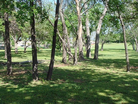3rd image of 7541 Arbor Park Dr