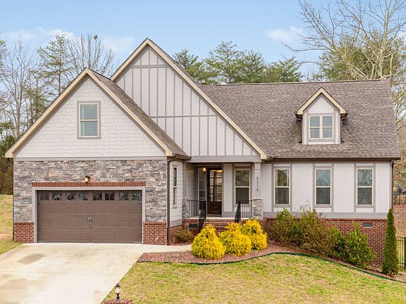 5th image of 6318 Stoney River Dr.