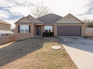 1031 Richland Creek Ave, Elkins, AR 72727