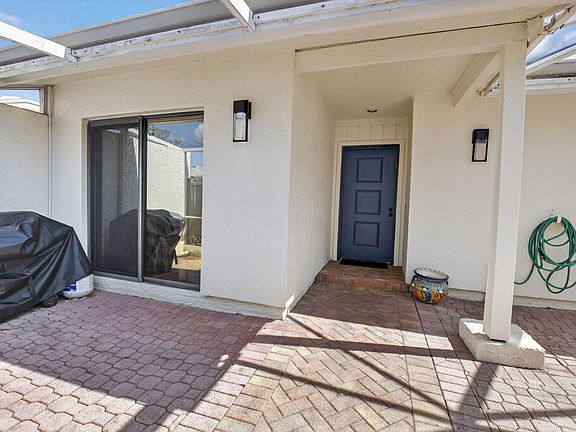 3rd image of 1 Eastgate Drive #B