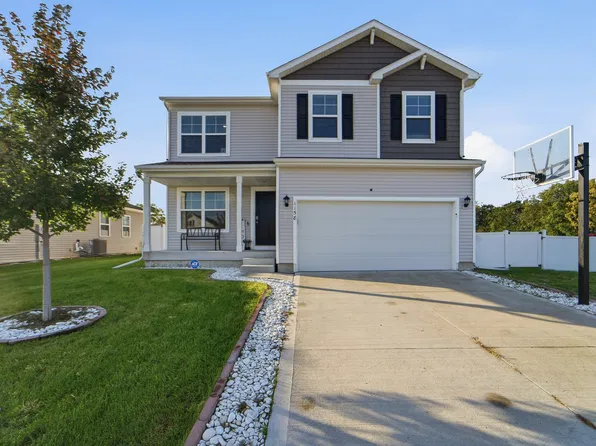 1158 35th St SW, Altoona, IA 50009