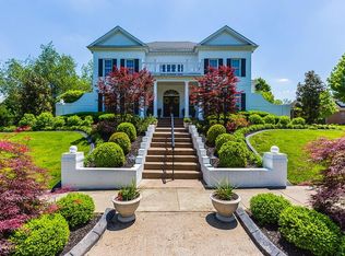 2269 Savannah Ln, Lexington, KY 40513