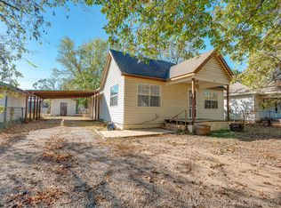 419 W 10th St, Ada, OK 74820