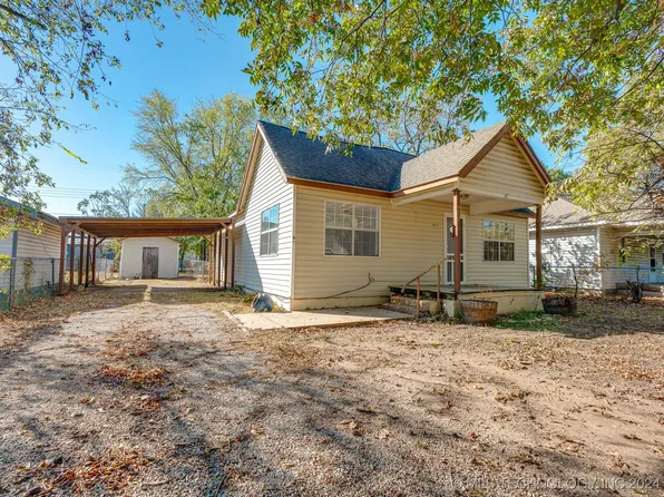 419 W 10th St, Ada, OK 74820