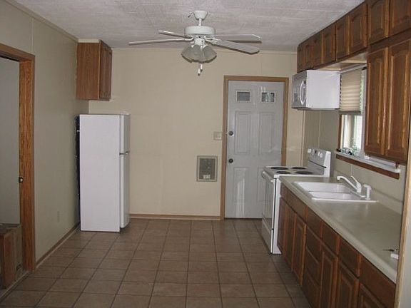 Kitchen_Pic1