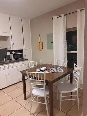 110 Carolyn St #4 — Photo 4