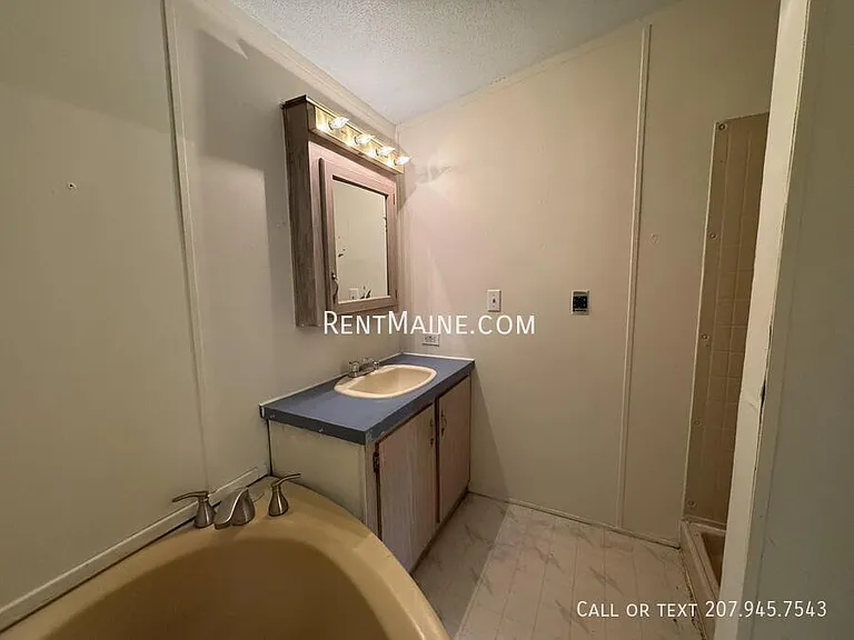 25 Morton Ave #A3 — Photo 12
