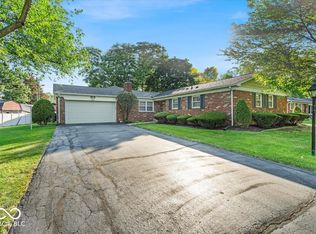 803 Chapel Hill East Dr, Indianapolis, IN 46214