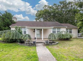 702 6th St, Somers Point, NJ 08244