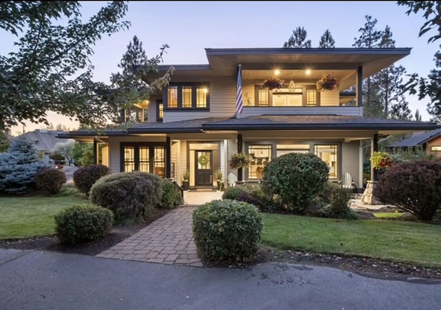 Stunning Bend 4-bed/3-bath corner lot home in Three Pines Neighborhood! — Photo 1