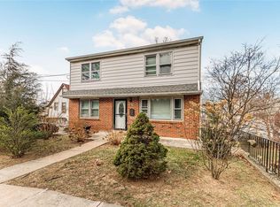 15 Gordon St, Yonkers, NY 10701