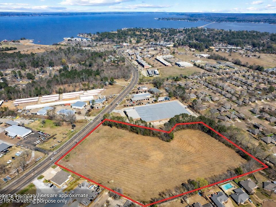 1st image of Old Fannin Rd